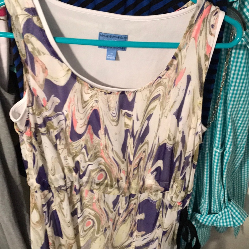 Vera Wang dress! I love this dress! Size medium